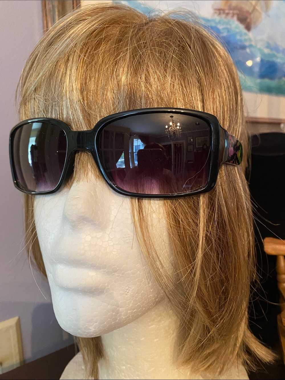 V! Foster Grant sunglasses black in great condition